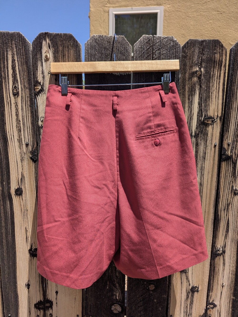 Vintage TEHAMA Rose Red Casual Button-Front Shorts - Picture 2 of 6